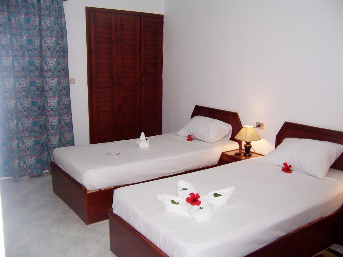Fayed Beach Resort Exterior photo
