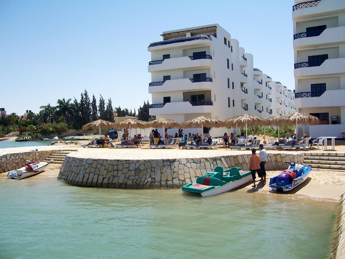 Fayed Beach Resort Exterior photo